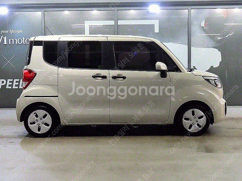 레이 중고 가격 더 뉴 레이 흰색 2018년식 2인승 밴 고급형 중고차판매--4